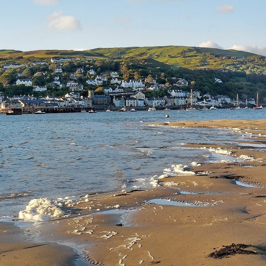 Aberdovey Beach Aberdovey Cottages Self Catering And Local Guide